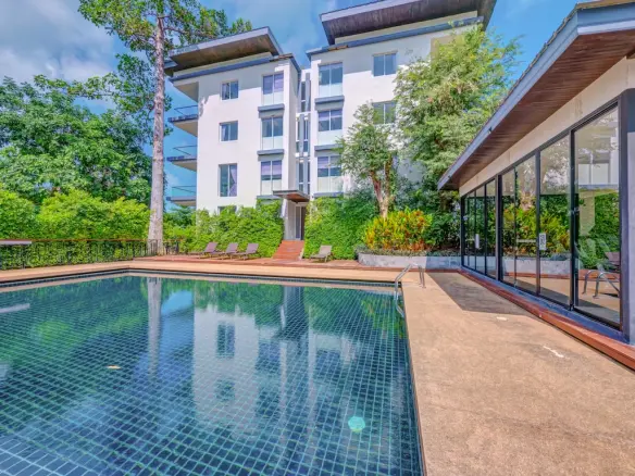 The Bleu Condo Pool