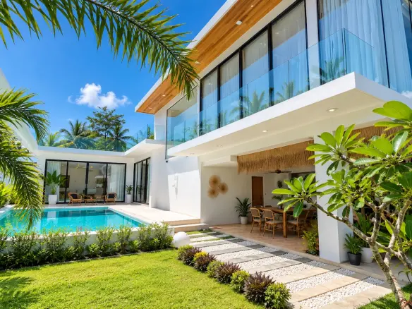3-Bedroom Modern Villa in Maenam