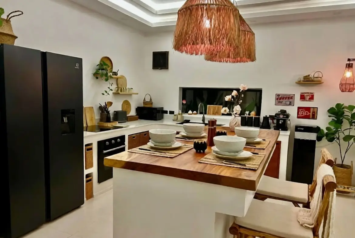 3-Bedroom Modern Villa in Maenam Kitchen