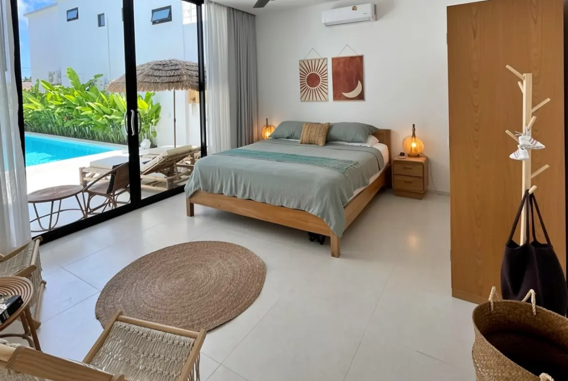 3-Bedroom Modern Villa in Maenam Bedroom