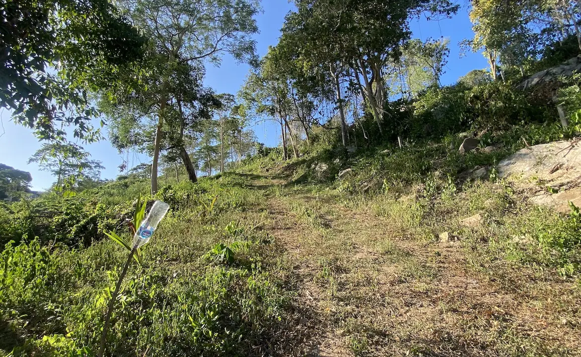 Angthong Seaview Land Inside Way