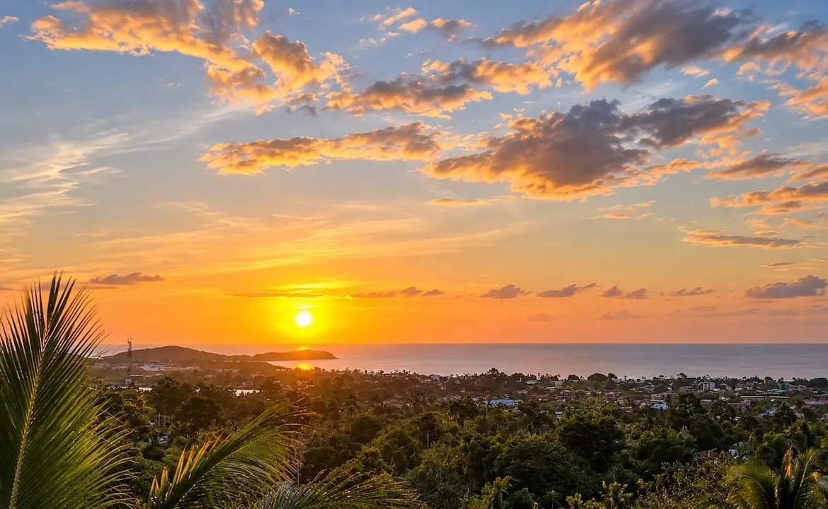 Chaweng 4-Bed Sea View Villa Sunrise