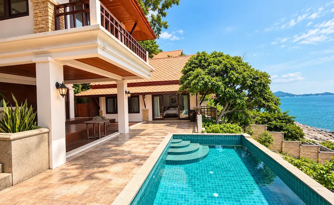 Chaweng Noi Oceanfront Villa Swimming Pool