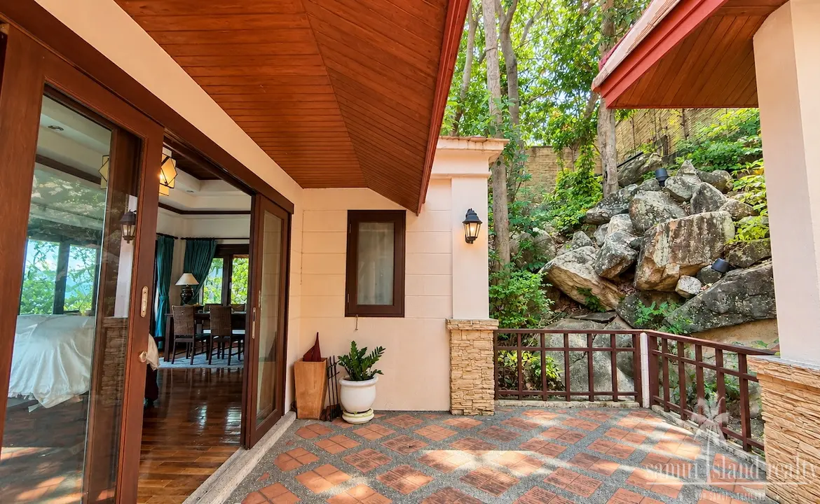 Chaweng Noi Oceanfront Villa Exterior