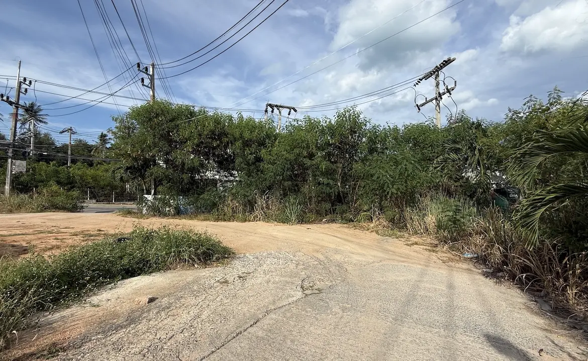 Choeng Mon Land Access