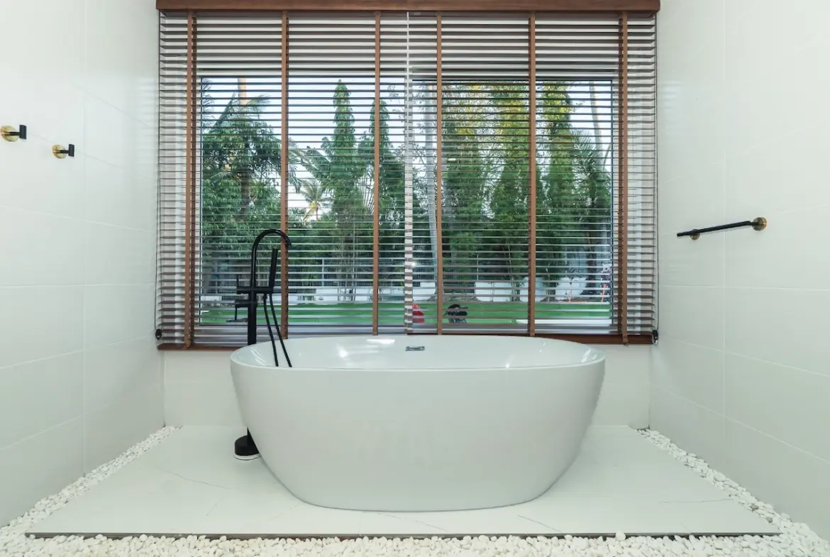 Koh Samui Garden Villa Bath