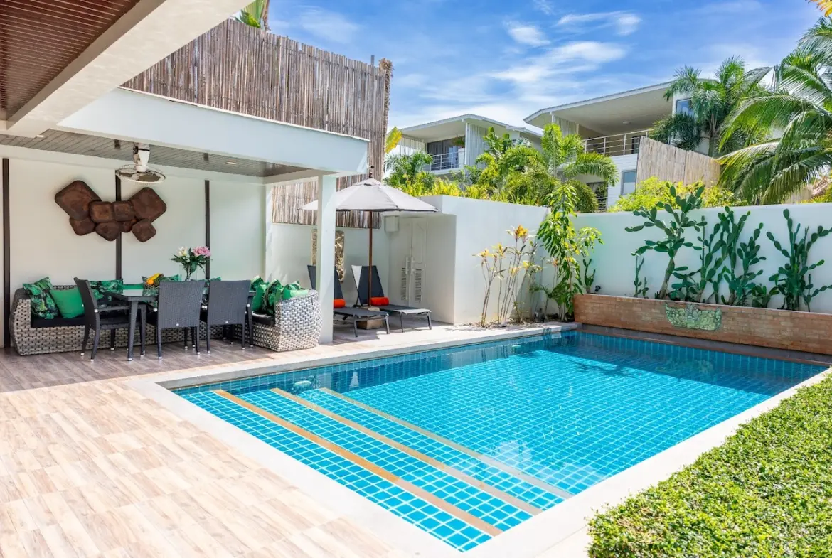 Maenam Beachside Villa Swimming Pool