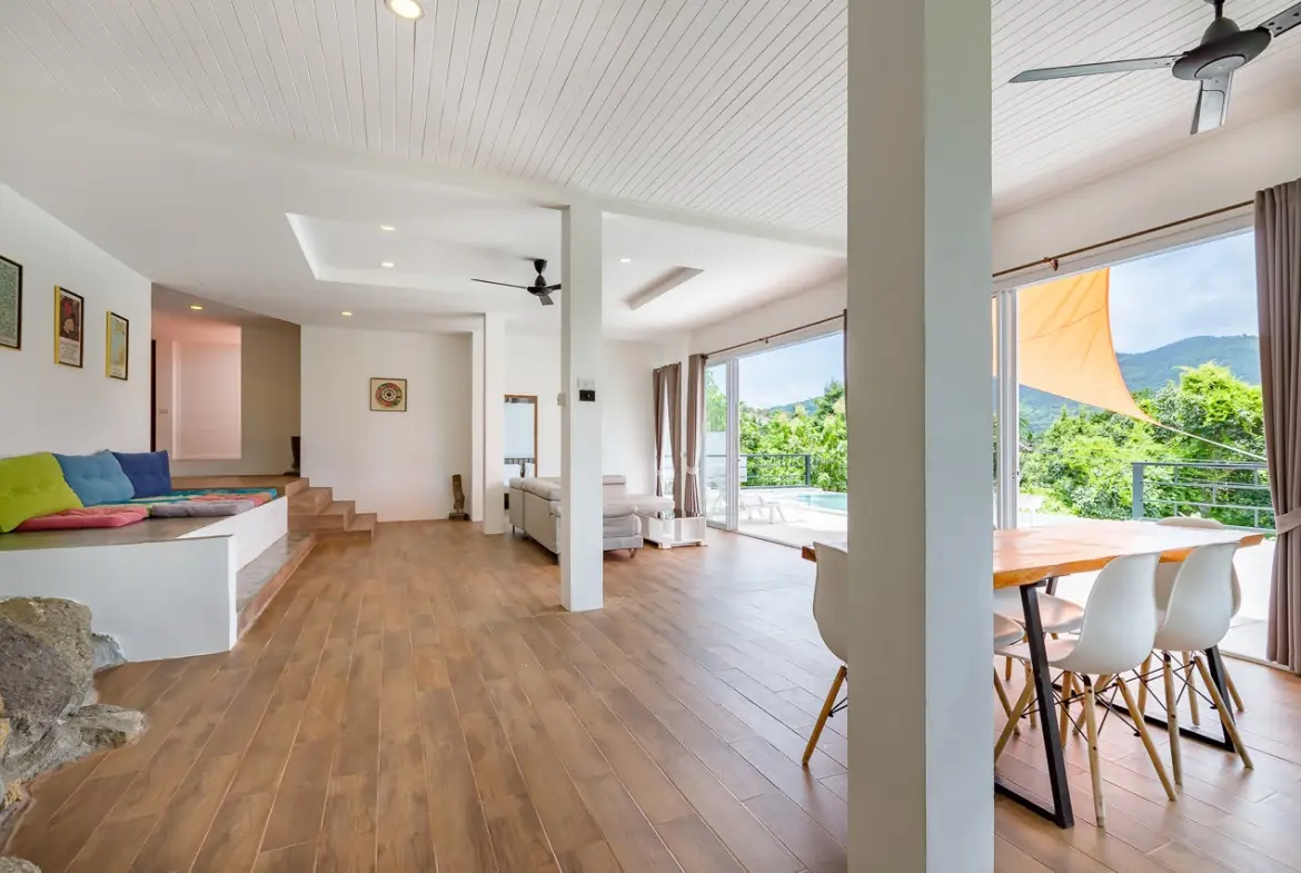 Chaloklum bay view villa Interior
