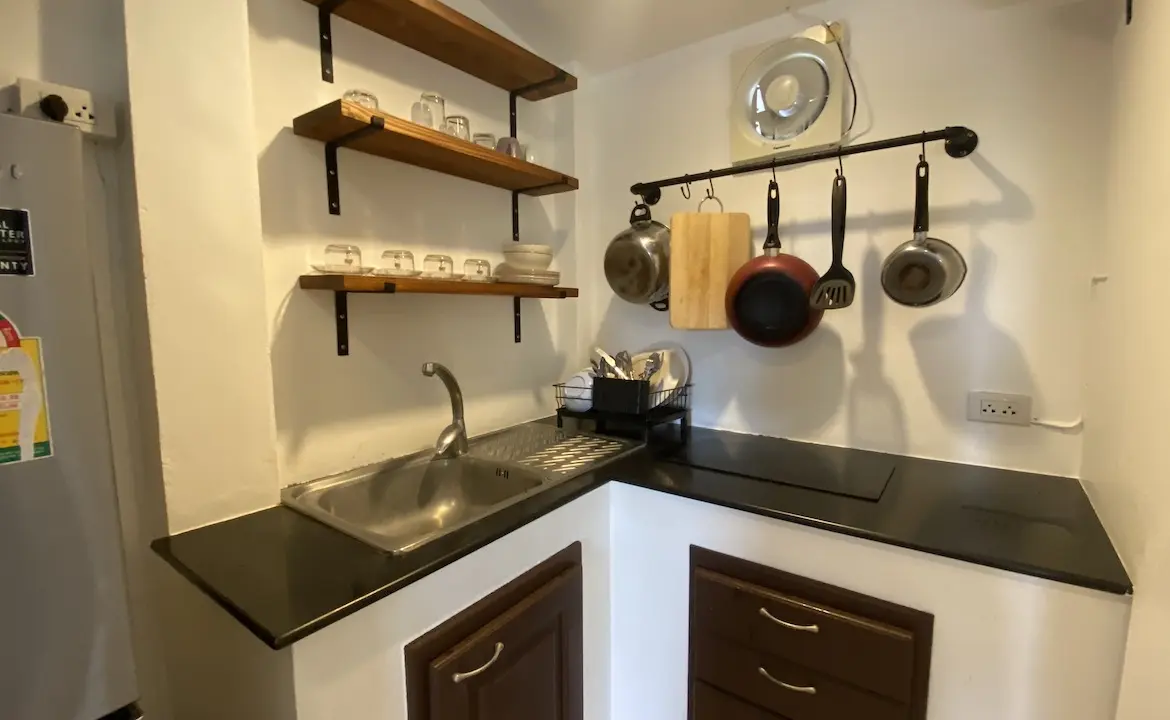 Chaweng Studio Bungalow Kitchen