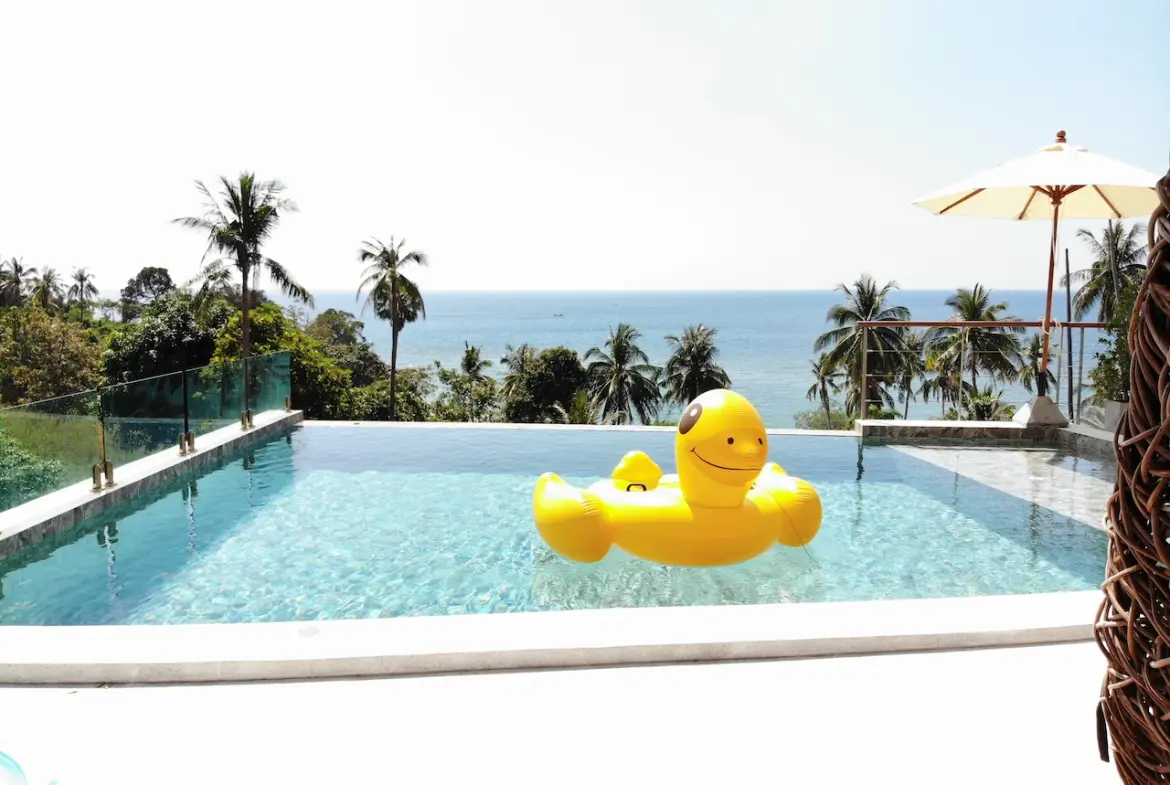 Koh Phangan Beachside Villa Pool View