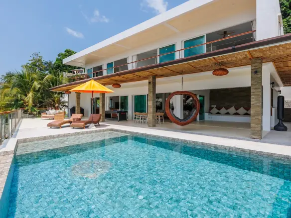 Koh Phangan Beachside Villa Swimming Pool