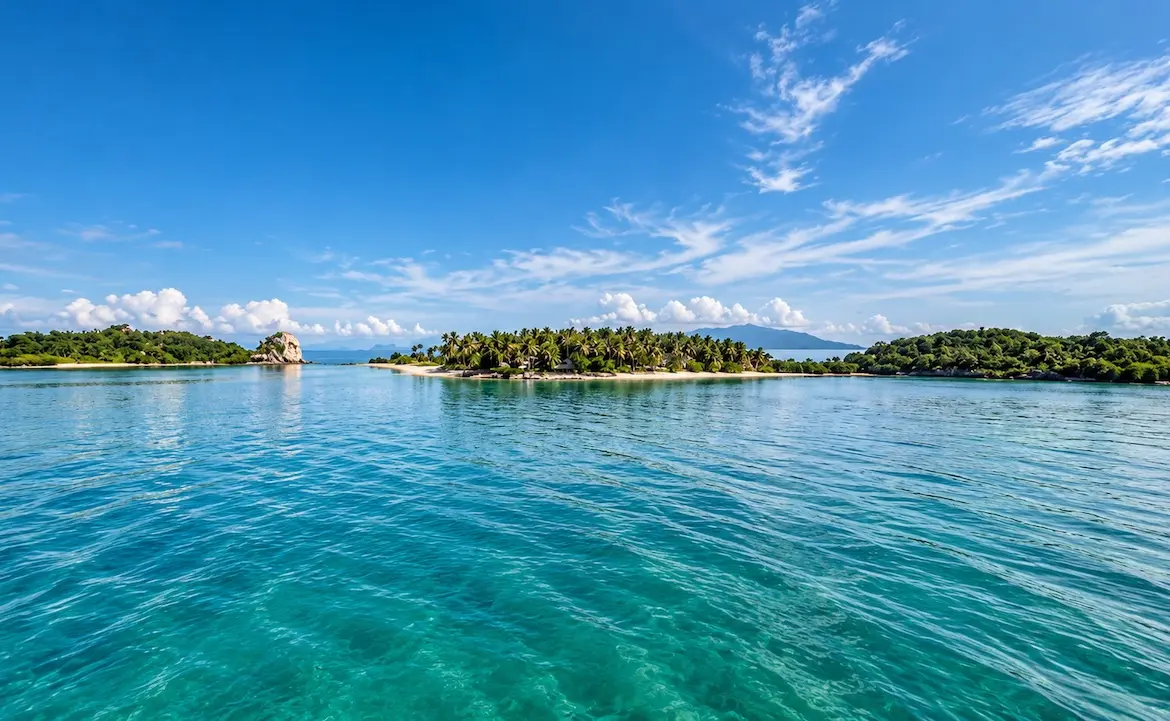 Koh Som Beach Land