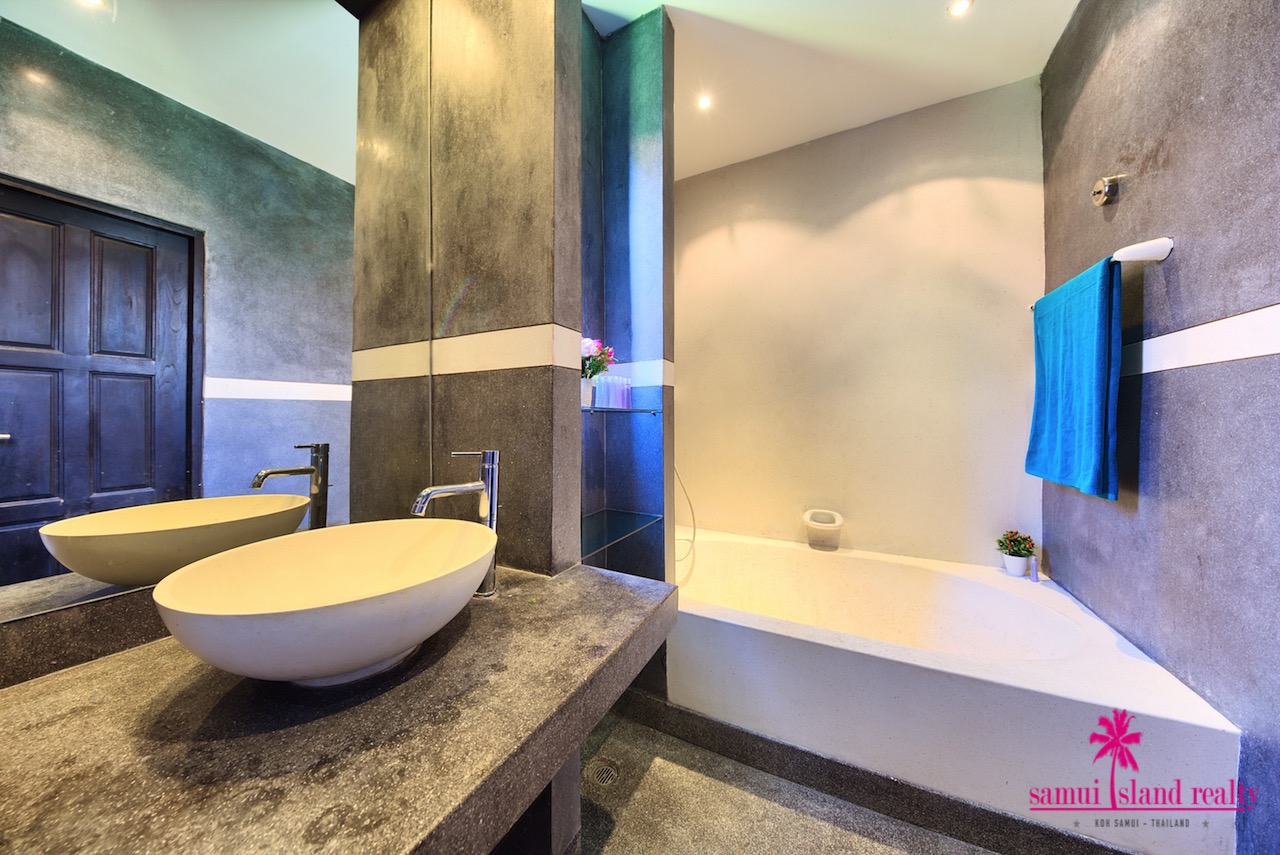 Ban Kao Villa For Rent Koh Samui Bathroom