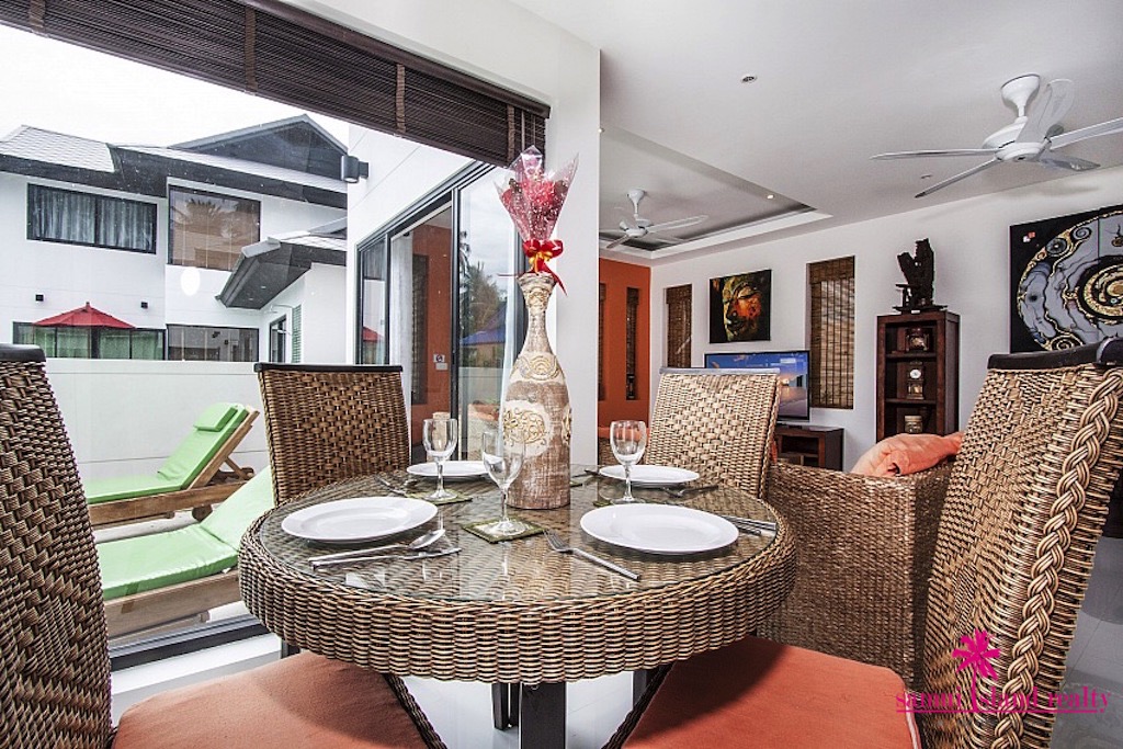 Ban Tai Pool Villa For Sale Koh Samui Dining Table