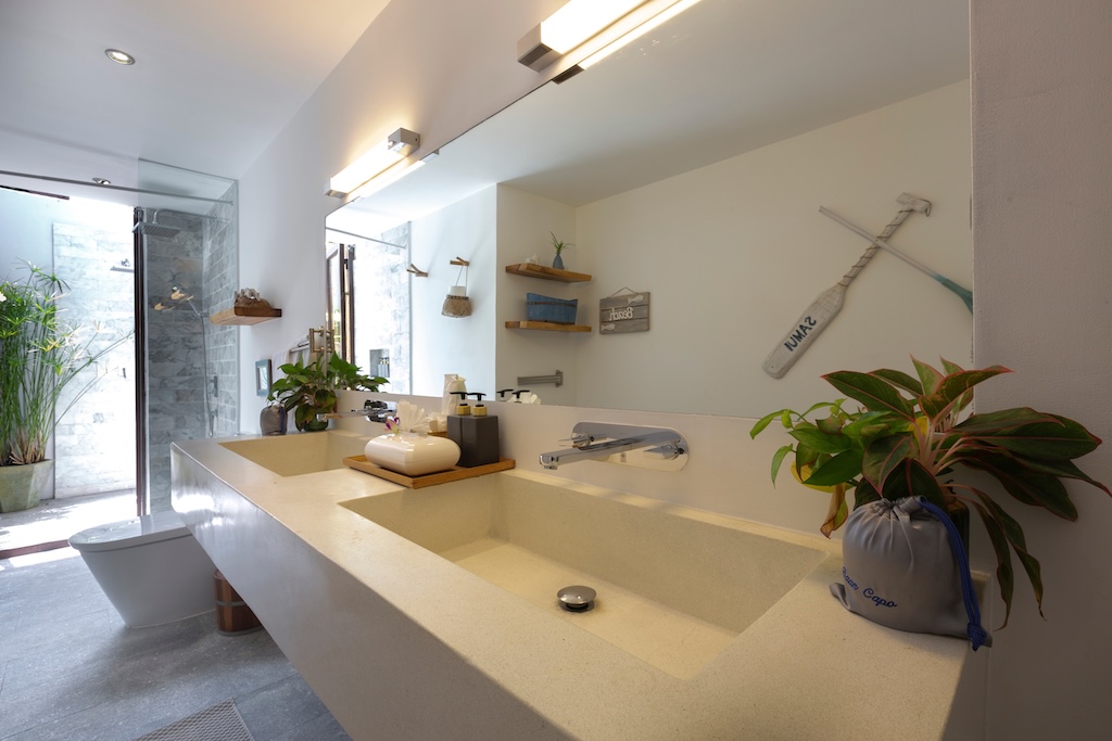 Baan Capo For Rent Koh Samui Bathroom