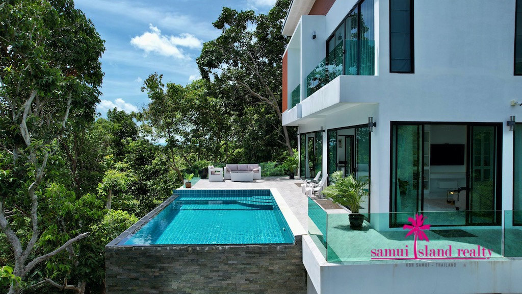 Bang Rak Sea View Villa Pool