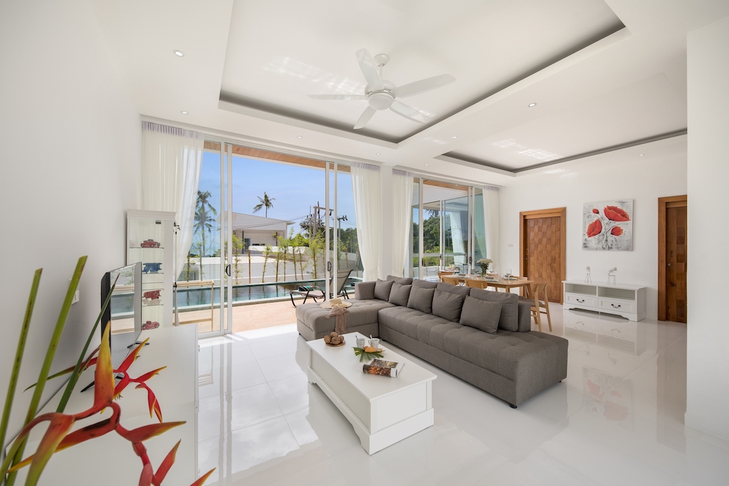 Chaweng Modern Sea View Villa For Sale Living