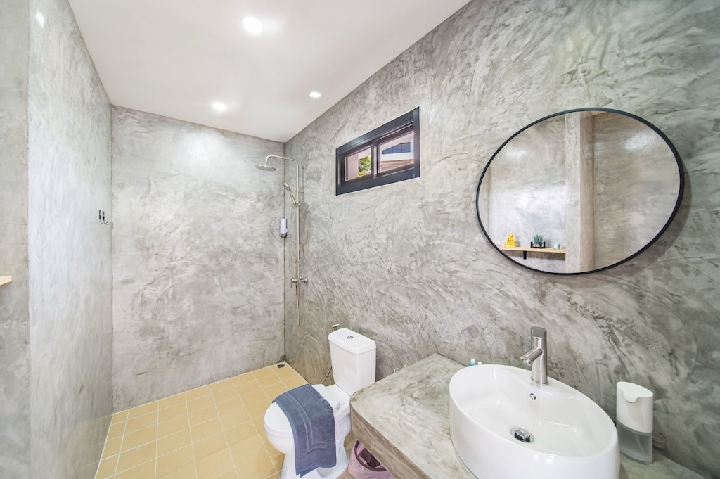 Emerald Bay View Samui Bathroom