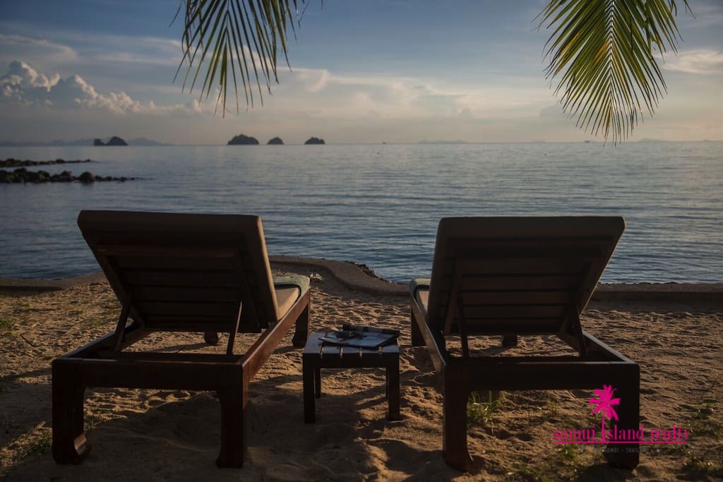 Five Islands Beachfront Villa Ko Samui Sun Loungers