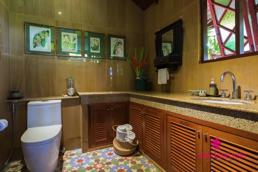 Five Islands Beachfront Villa Ko Samui W/C