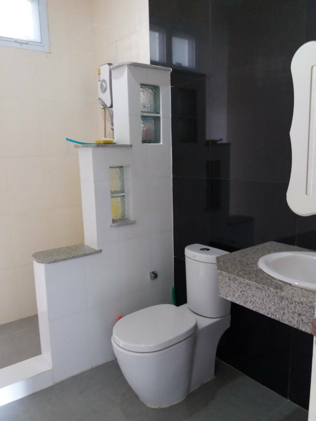 villa Bathroom