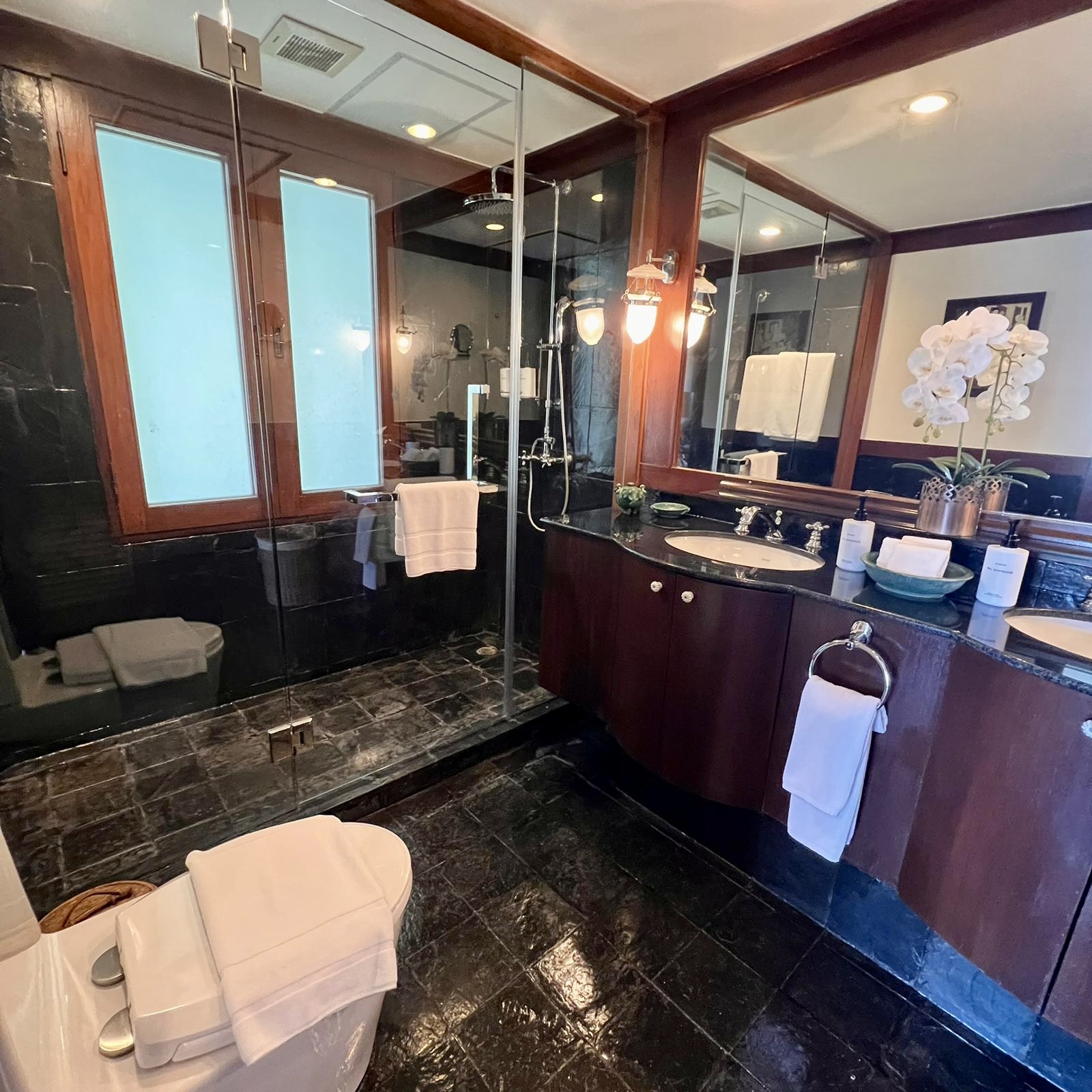InterContinental Villa For Sale At Koh Samui Bathroom
