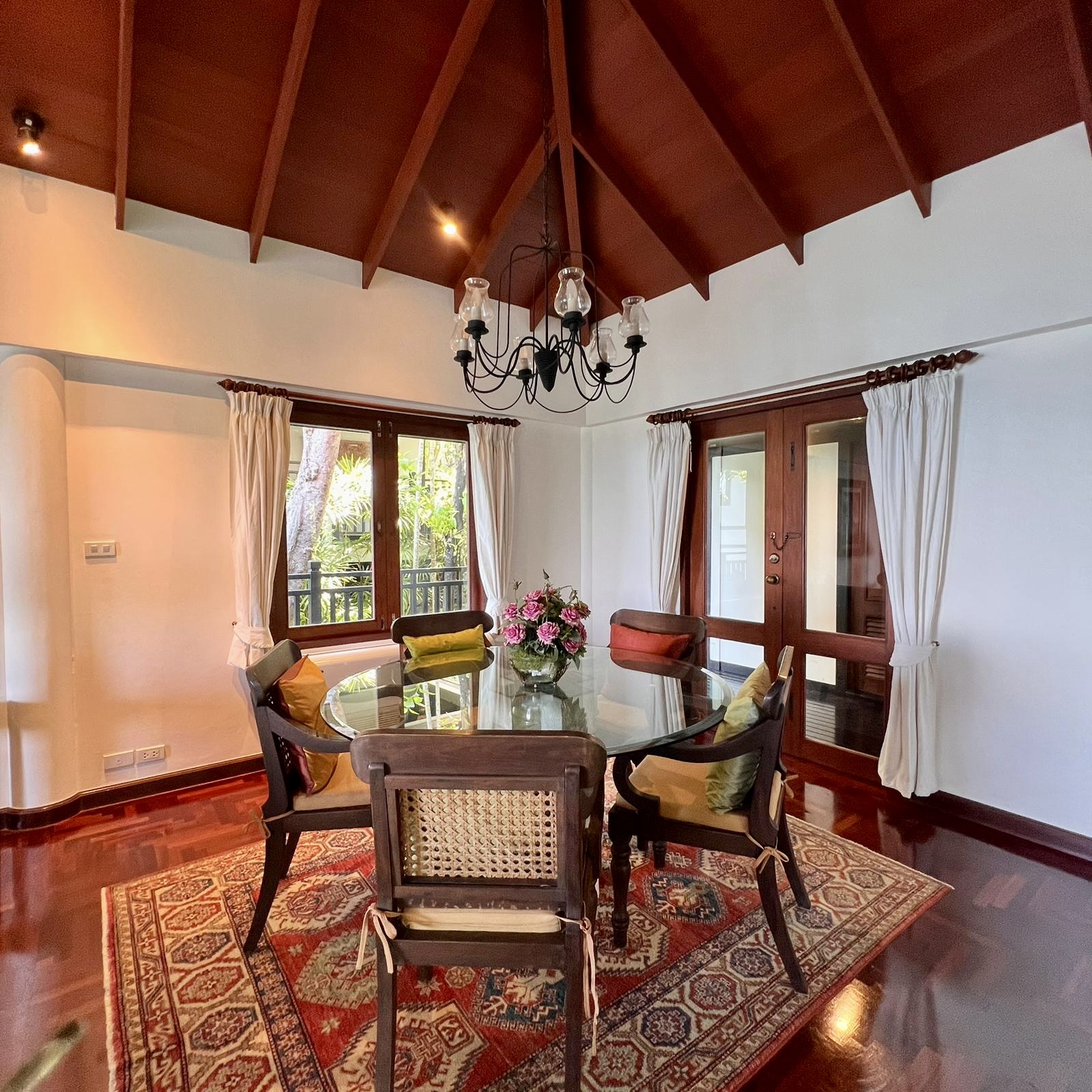 InterContinental Villa For Sale Koh Samui Dining