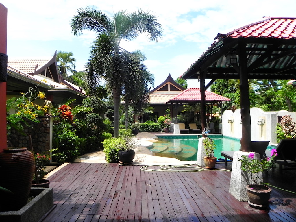 Ko Samui Resort For Sale Poolside Terrace
