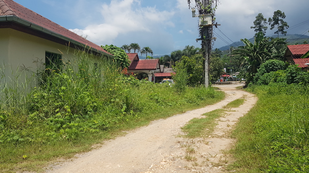 Lipa Noi 2 Rai Land Plot Road