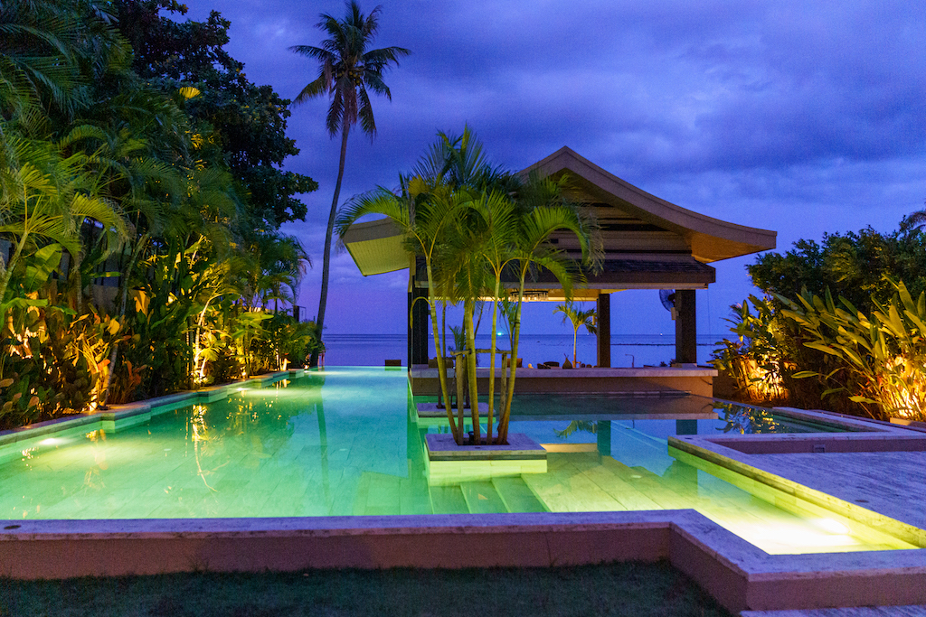 Samui Beach Villa Pool Night