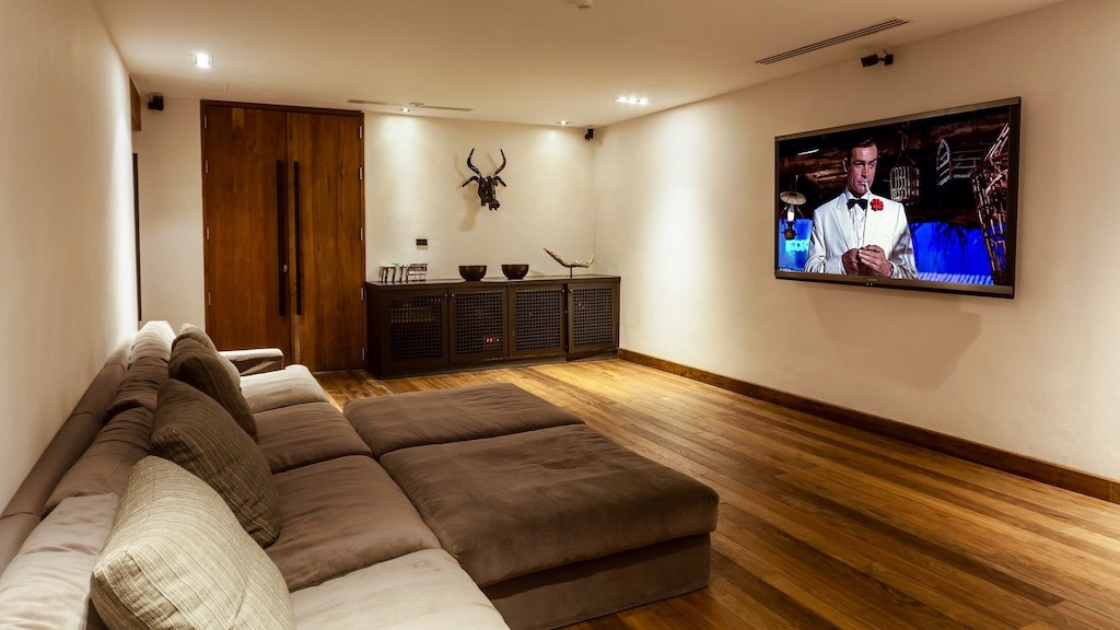 Samui Luxury Villa TV Room