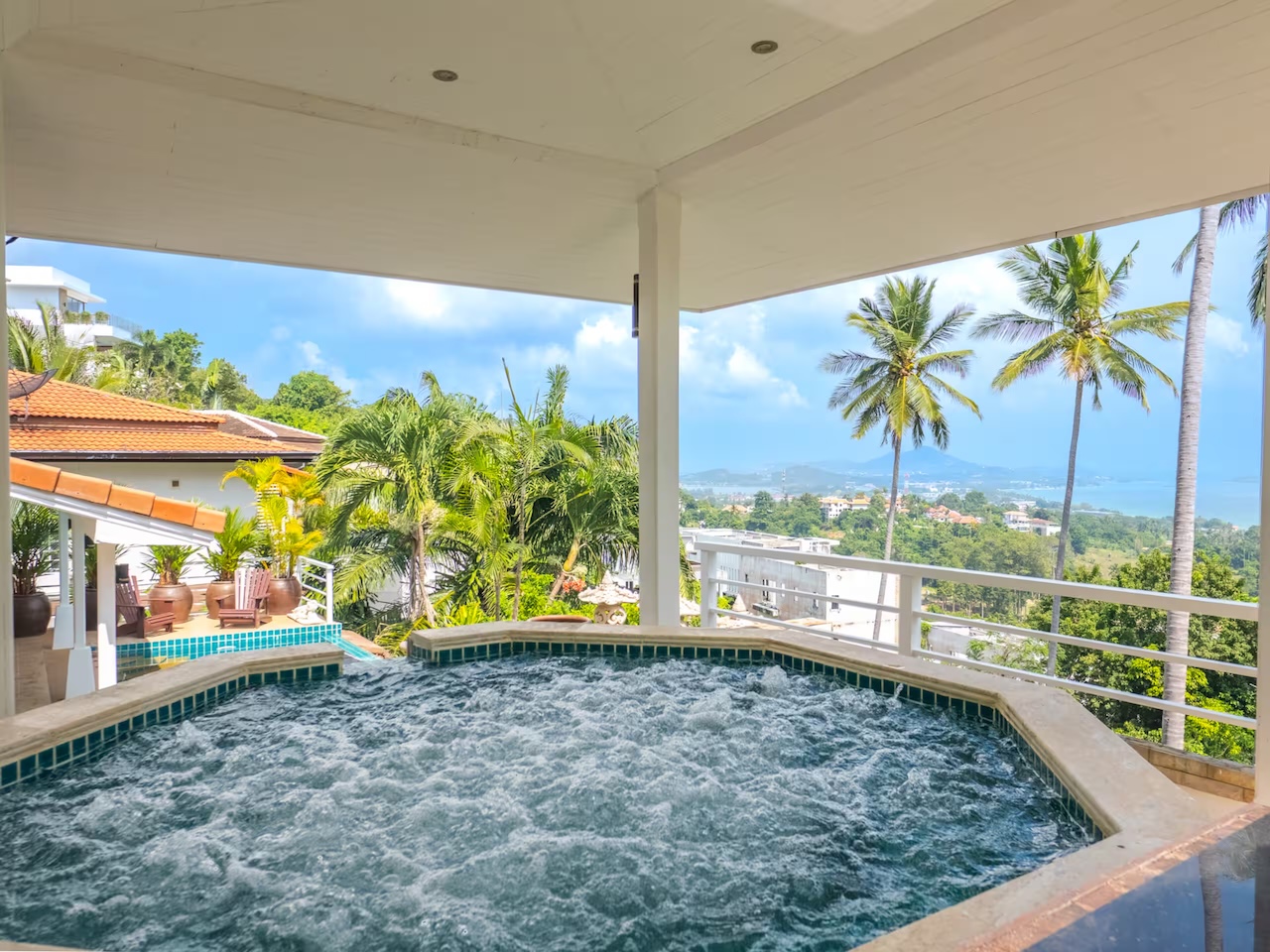 Sea View Pool Villa For Sale Chaweng Noi Sea View Pool Villa For Sale Chaweng Noi Jacuzzi