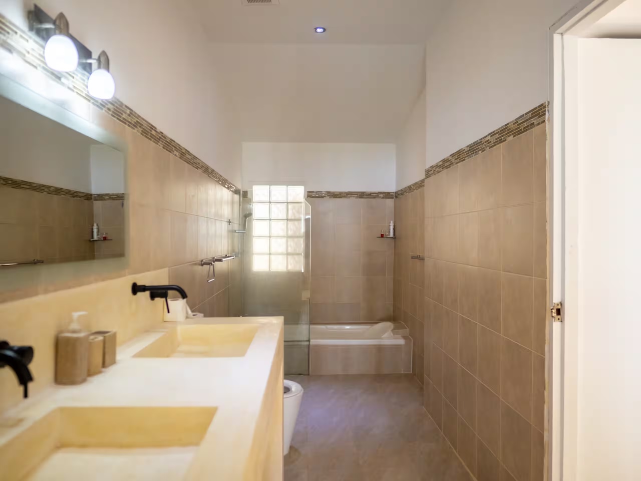 Sea View Pool Villa For Sale Chaweng Noi Sea View Pool Villa For Sale Chaweng Noi Bathroom
