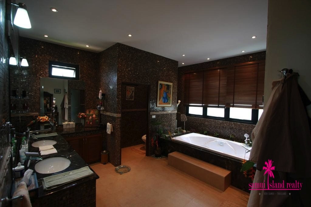 Sunrise Villa Koh Samui Master Bathroom
