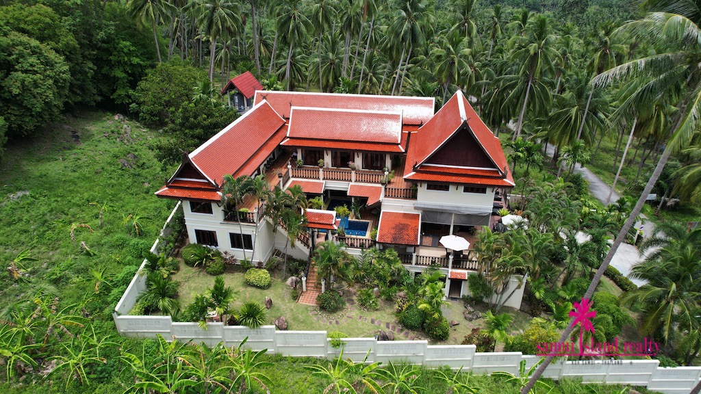 Traditional Thai Style Villa Side