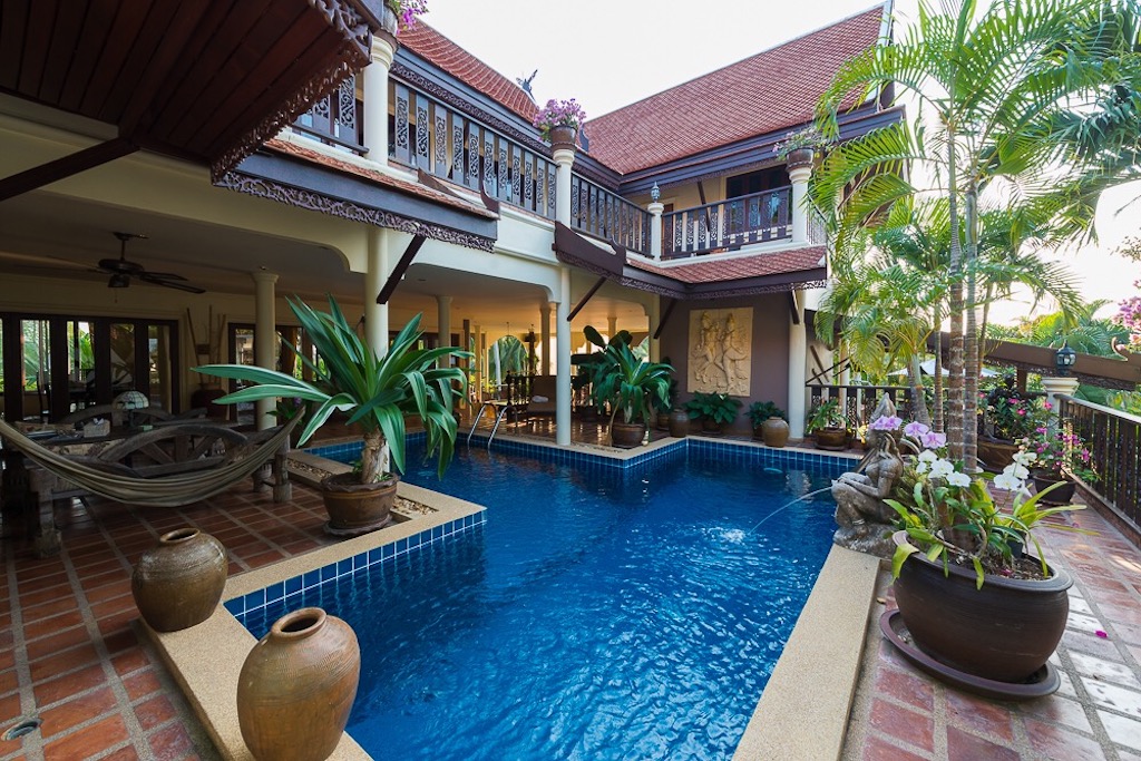 Traditional Thai Style Villa Pool