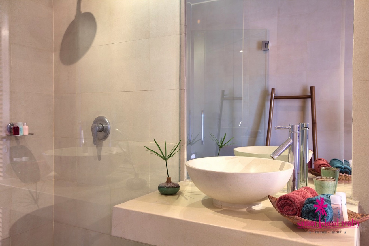 Villa Baan Faa Sai For Sale Koh Samui Bathroom
