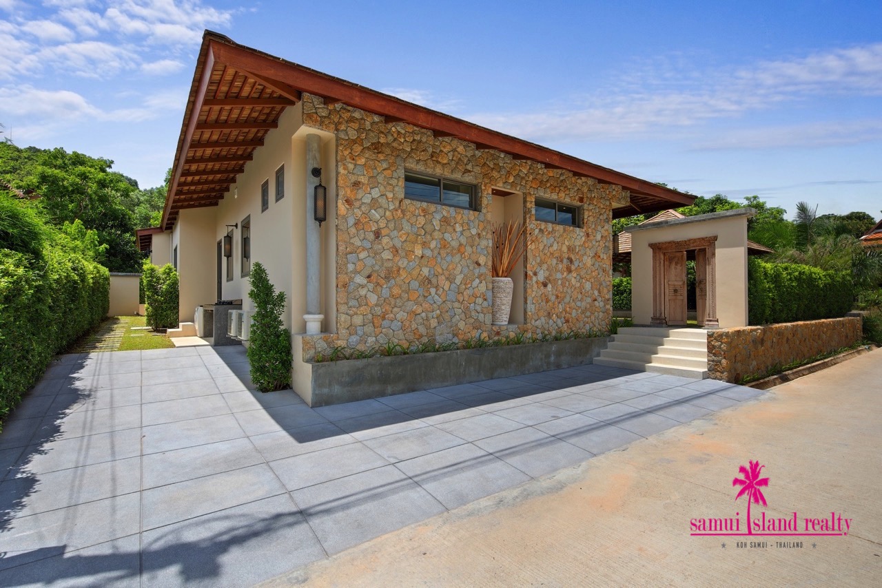 Contemporary Private Pool Villa For Sale Koh Samui Parking