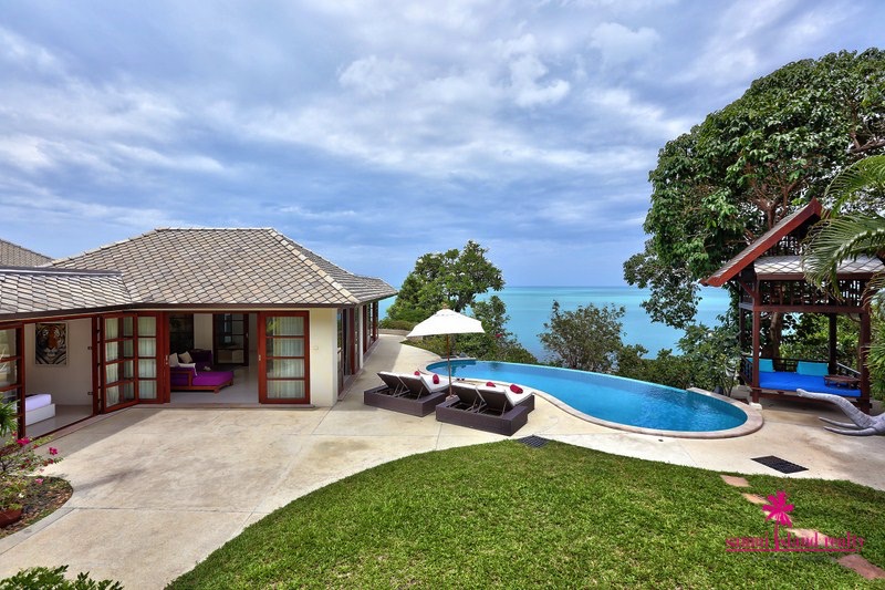 Koh Samui Oceanfront Villa For Sale Sun Terrace