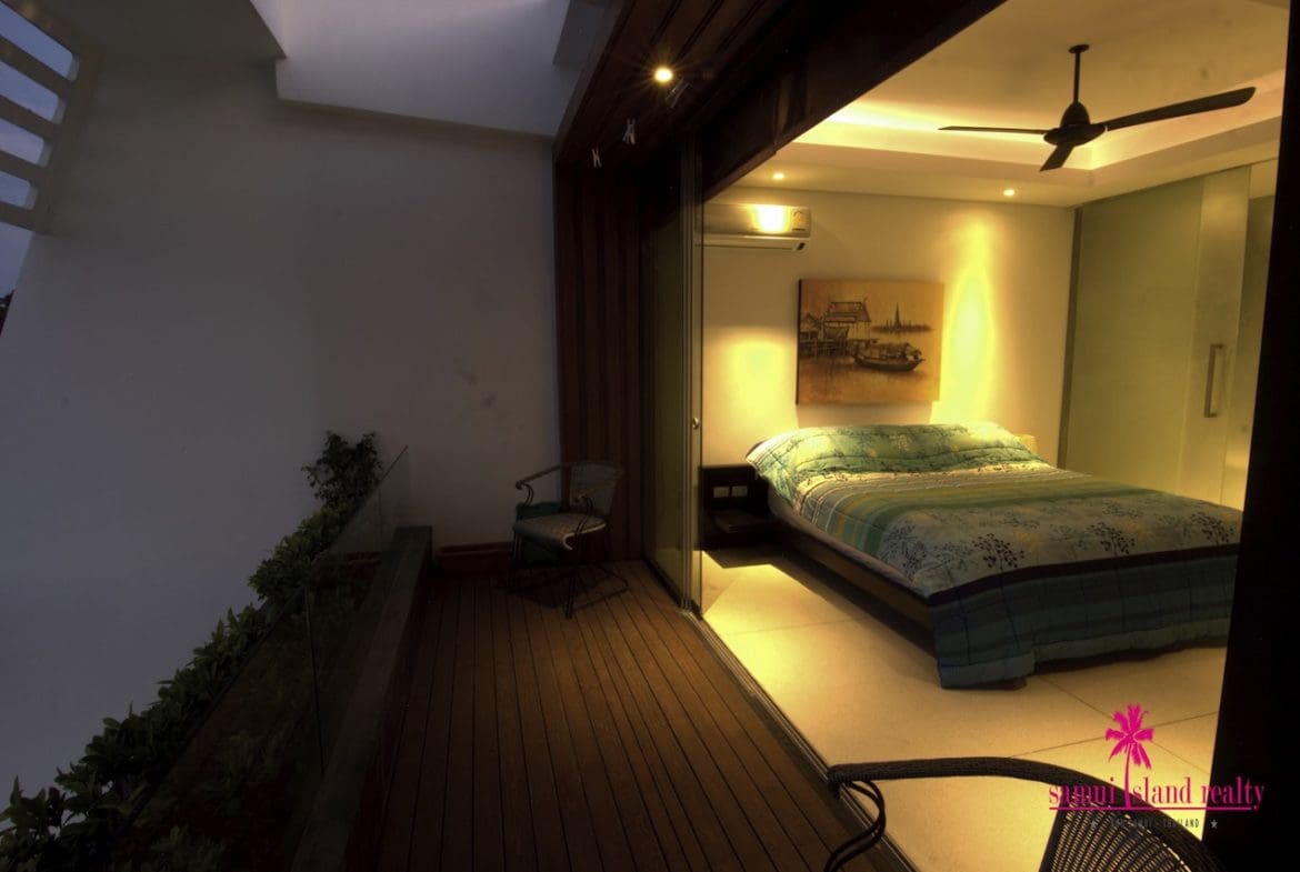 Chaweng Villa Bedroom Balcony