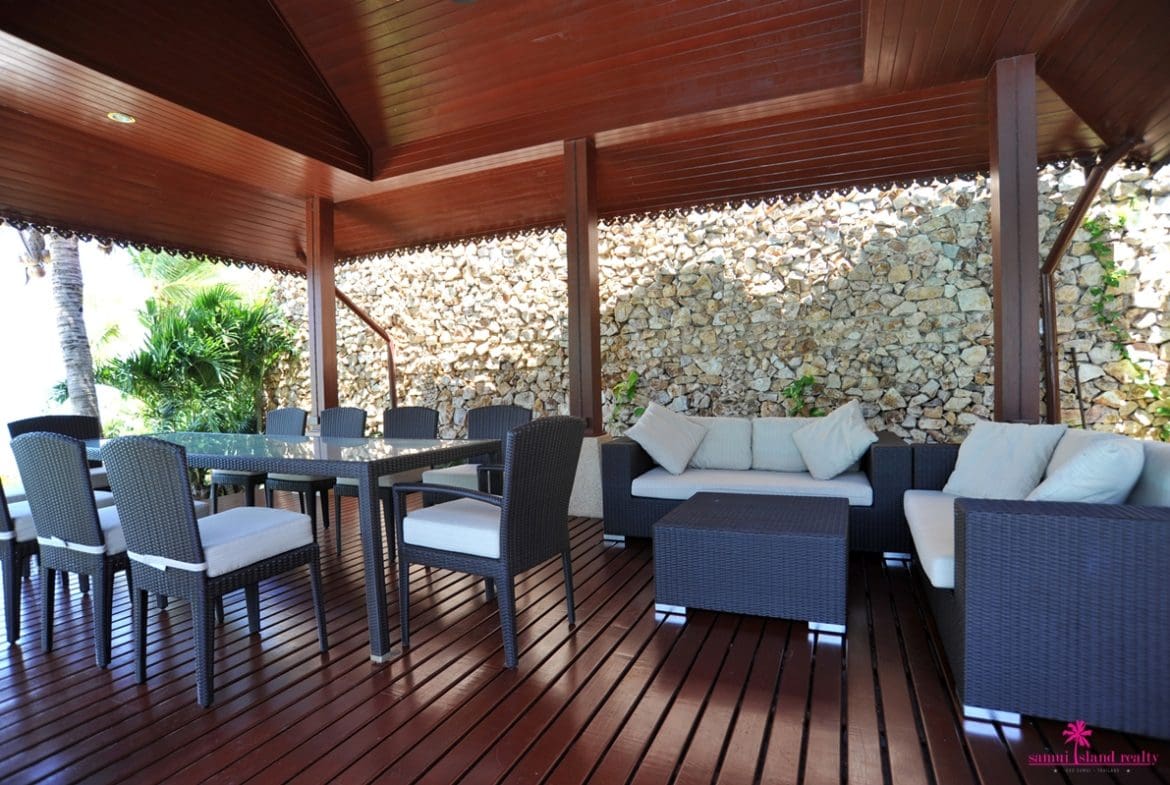 Villa Sur La Mer Lounge & Dining Outdoor
