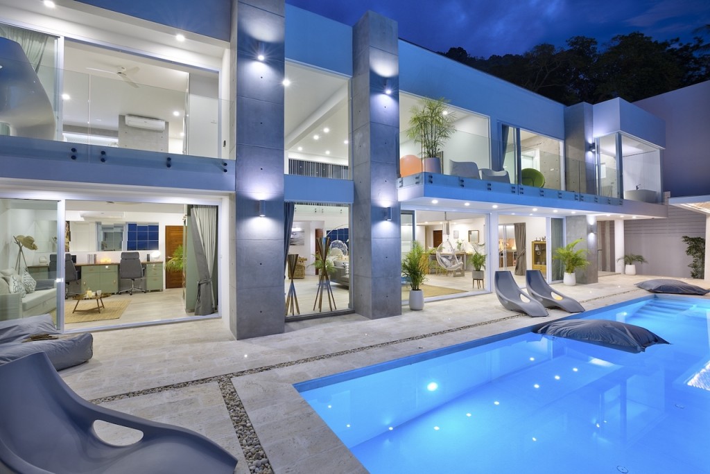 Sea View Luxury Property Villa At Night