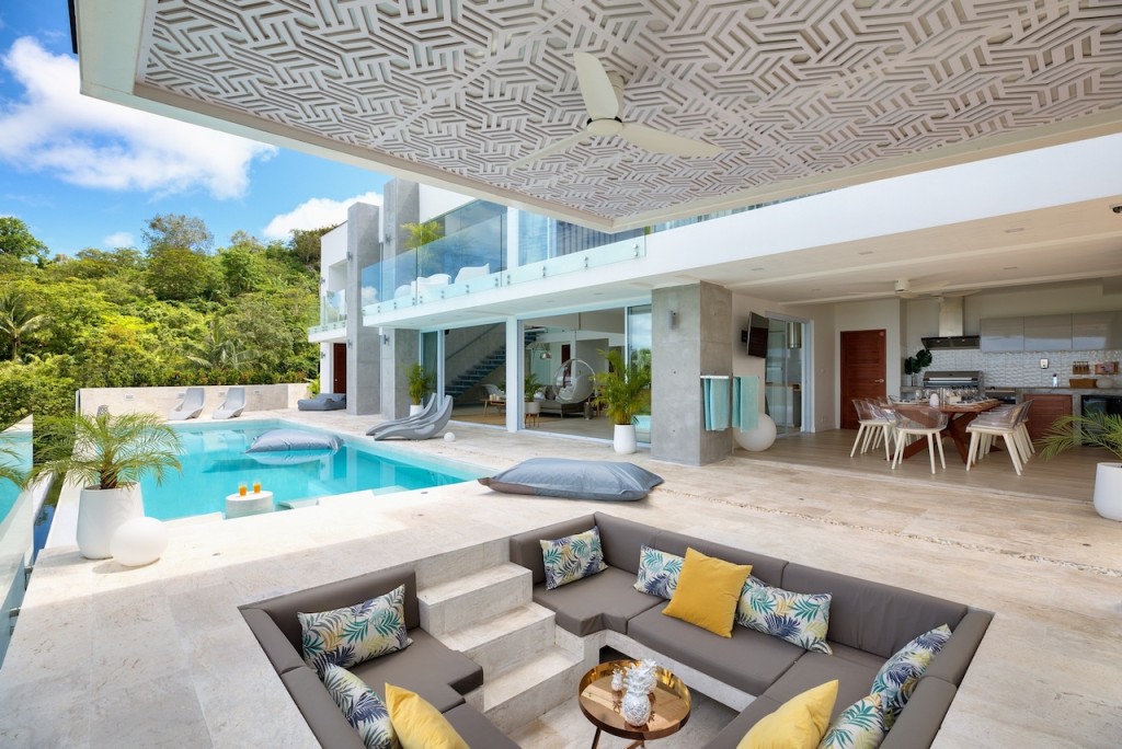 Sea View Luxury Property Sala Seating