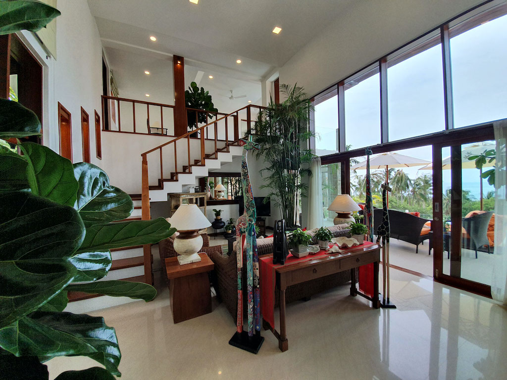 Bang Po Sea View Property Lounge