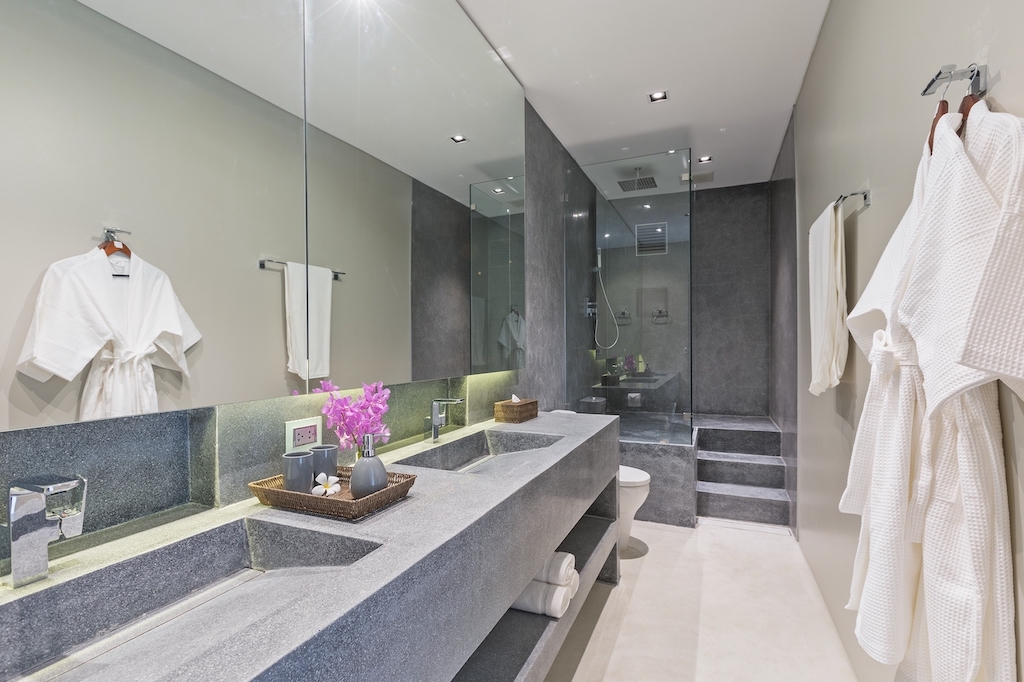 Ko Samui Luxury Real Estate Bathroom 6