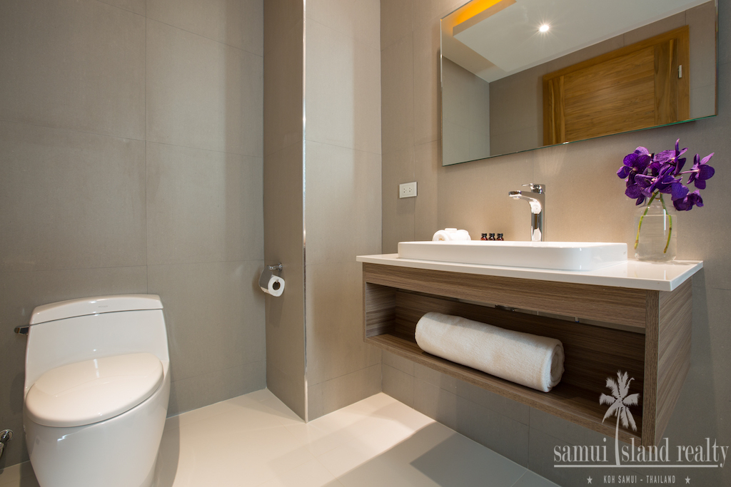 Azur Samui Apartment Bathroom