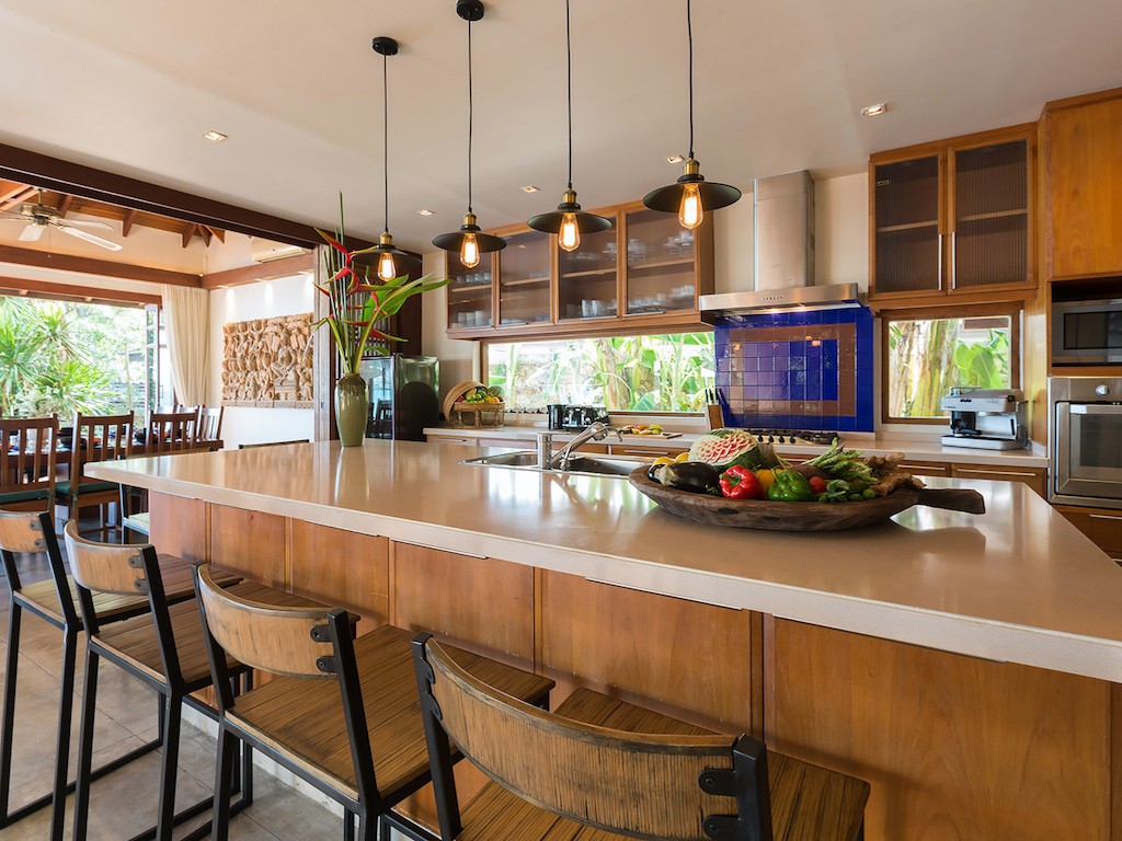 Beachfront Property Koh Samui Breakfast bar