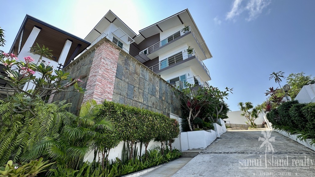 Koh Samui Apartment Building Driveway