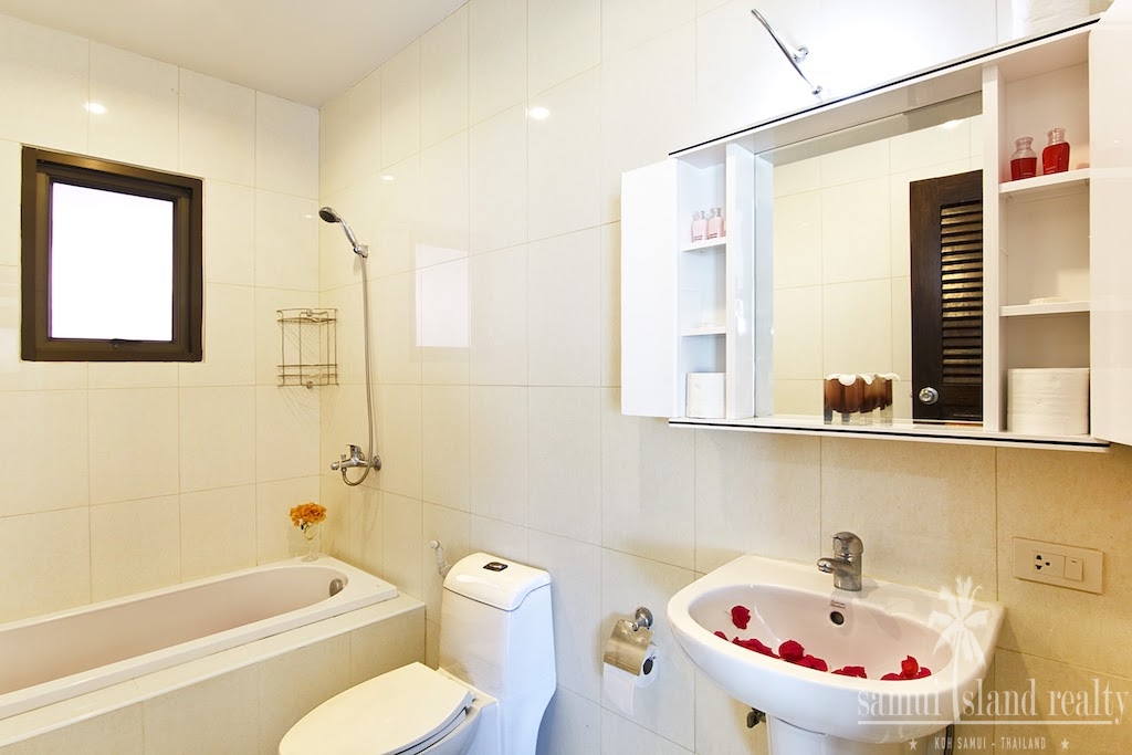 Koh Samui Beach Resort Property Bathroom 4