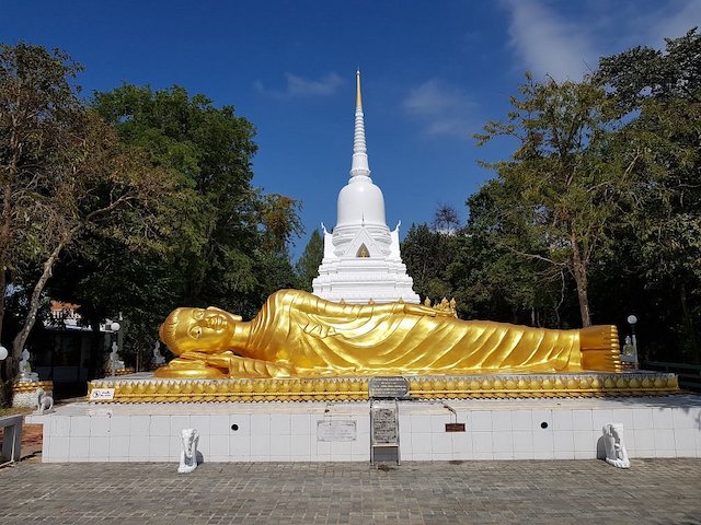  Wat Khao Chedi Temple